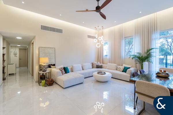 Upgraded I Three Bed + Maids I VOT