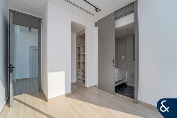 Close to the Bay | Ready Now | 4 Bedroom