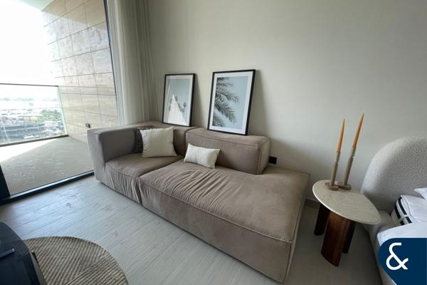 Prime Location | Vacant | Luxury Living