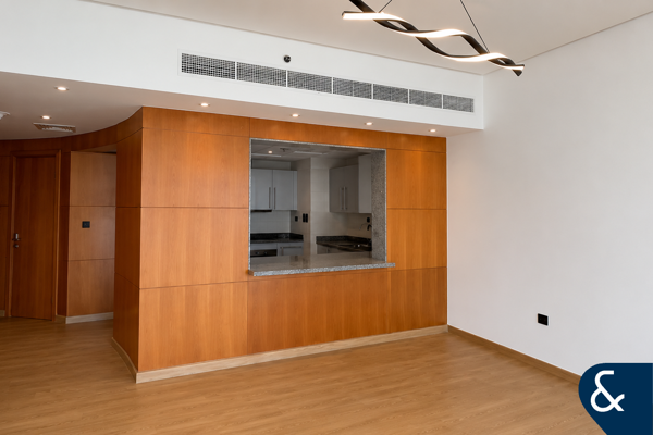 EXCLUSIVE I Vacant on transfer I Low floor