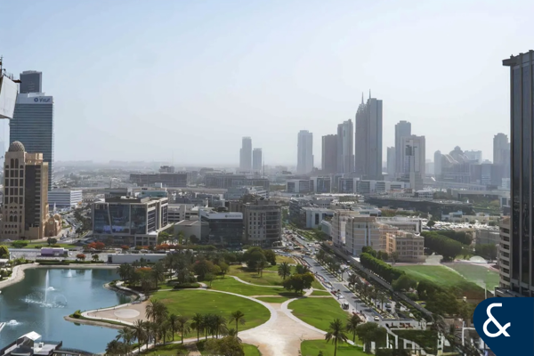 Fully Renovated | 2 Bedroom | Park Views