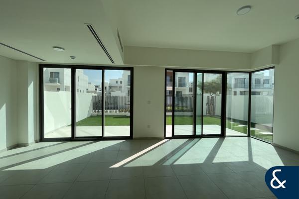 Elio Style | Landscaped | Green Belt Backing