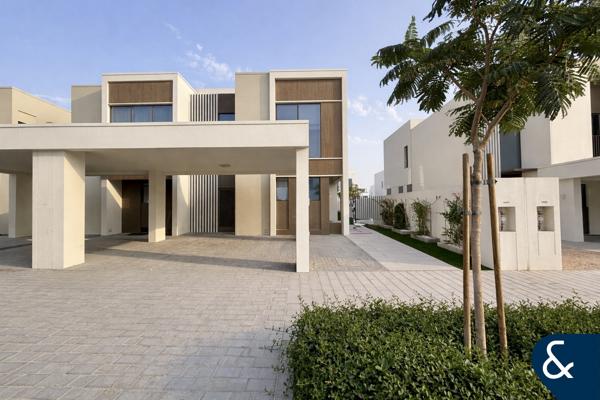 Elio Style | Landscaped | Green Belt Backing