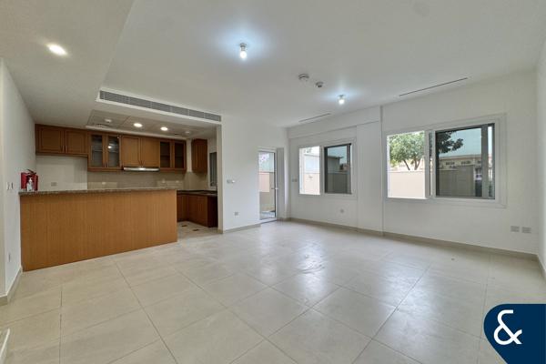 Single Row | Close to Pool | Larger Plot