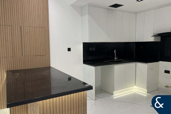 Ready to Move | Luxury Apartment | Spacious