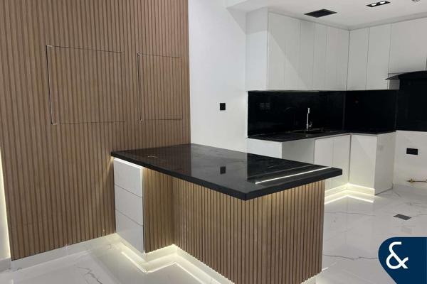 Ready to Move | Luxury Apartment | Spacious