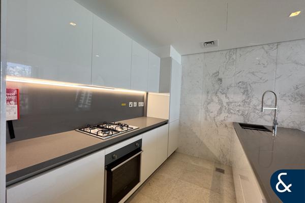 Unfurnished | Burj View | Upgrade | 1 Bed