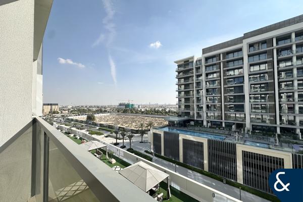 Vacant Now | Studio | Great Location