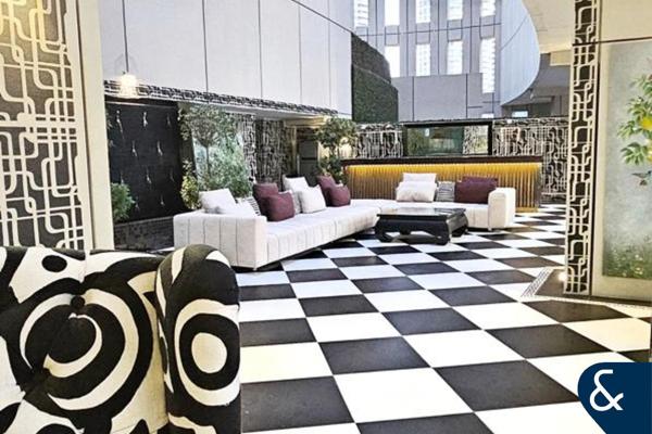 Penthouse | Prestigious | Skyline View