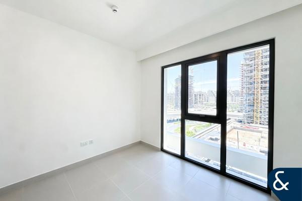 2 Bedroom | Hills Park | Modern