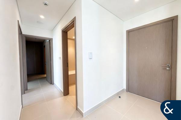 2 Bedroom | Hills Park | Modern