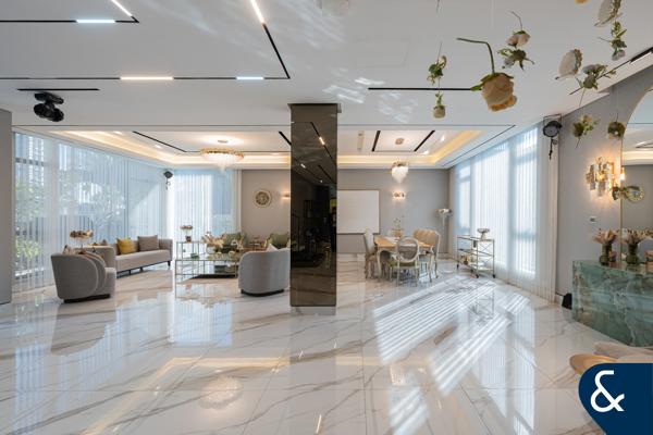 EXCLUSIVE | CUSTOM 5 BED | ONE OF A KIND