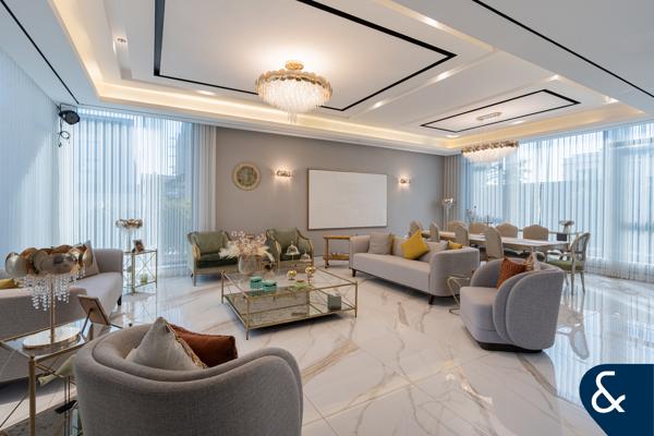 EXCLUSIVE | CUSTOM 5 BED | ONE OF A KIND