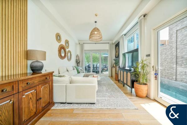 Exclusive | Vacant | Upgraded | Open House