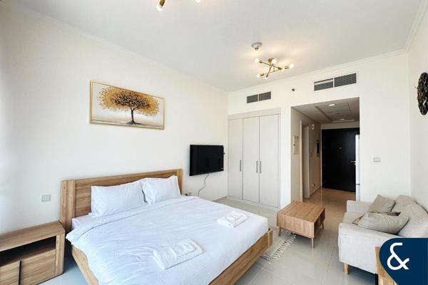 Furnished | Modern Studio | Golf Views