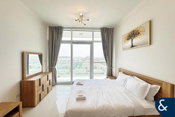 Furnished | Modern Studio | Golf Views