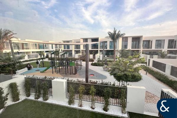 Park Backing | Landscaped Garden | 4 Beds