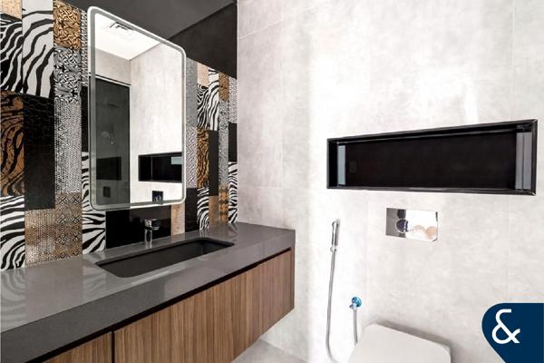 Multiple Cheques | Vacant | Custom Interior