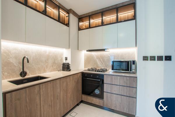 12Cheques | Upgraded | Best Value | Top Floor