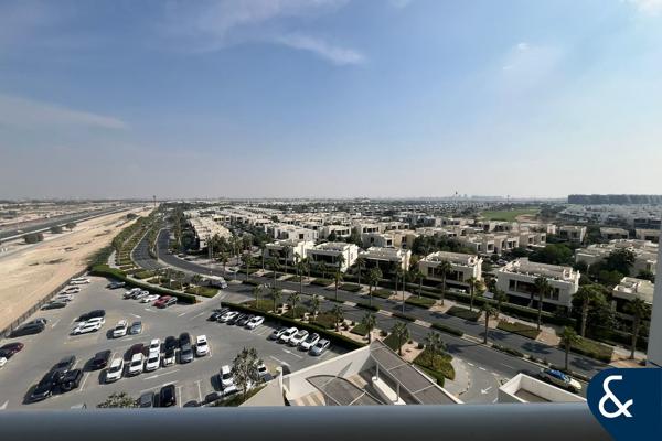 Golf Course View | Corner Unit | Vacant