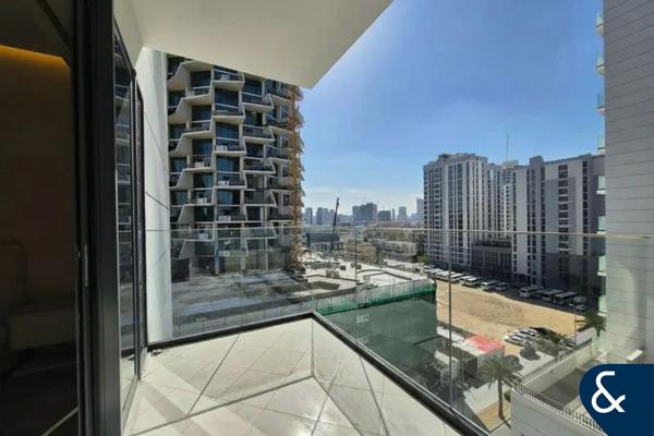 Modern 1BR Apartment in The East Crest JVC