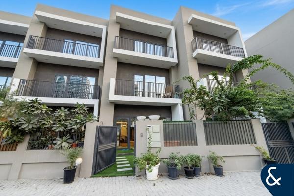 Private Garden | Upgraded | Private Elevator