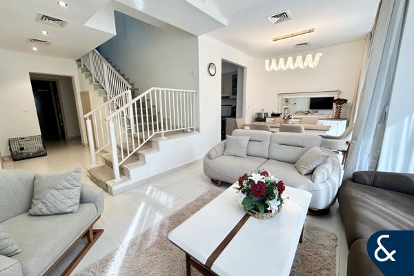 Type J | End Unit | Close To Park | 3 Beds