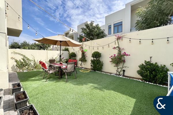 Type J | End Unit | Close To Park | 3 Beds