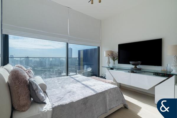 Penthouse | Furnished | Landmark views