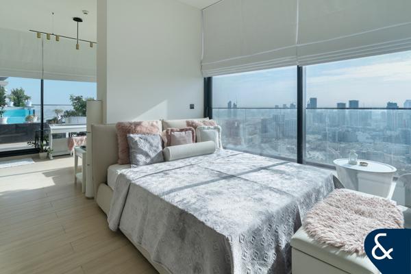 Penthouse | Furnished | Landmark views