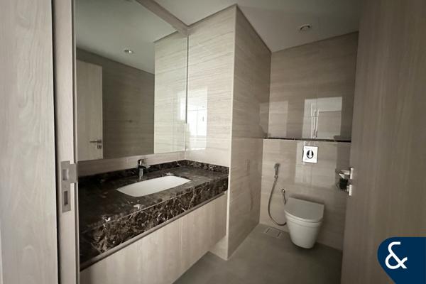 BRAND NEW | VACANT NOW | LARGE ONE BED