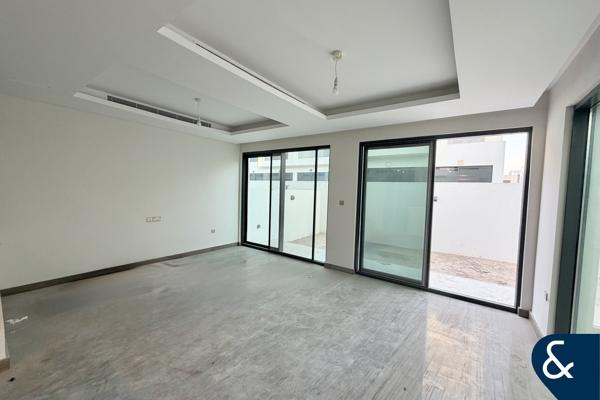 5 Bed (inc Games Room) | Corner Unit | New