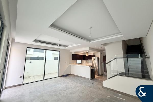 5 Bed (inc Games Room) | Corner Unit | New