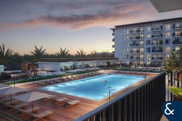 Large Unit | Unique Layout | Boulevard View