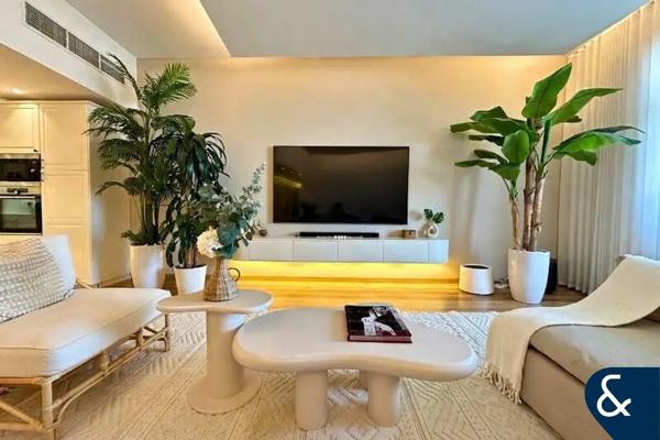 Upgraded | Rare unit | Spacious Layout