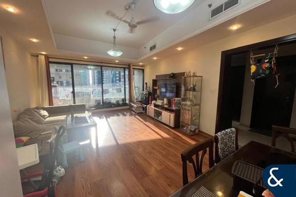 Spacious 1 Bedroom | EXCLUSIVE | VASTU