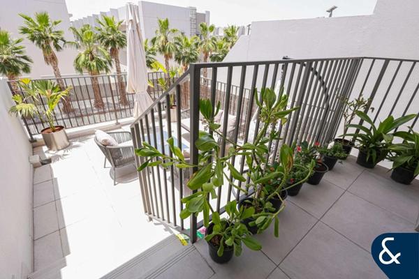 Furnished | Two Beds + Study | Vacant