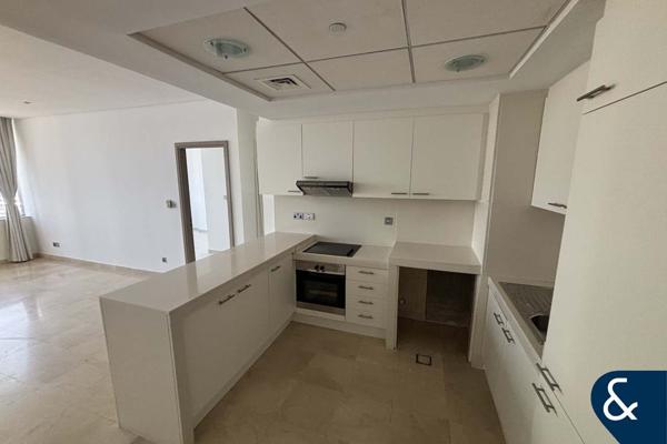 1 Bed | Renovated | DIFC Views | Vacant