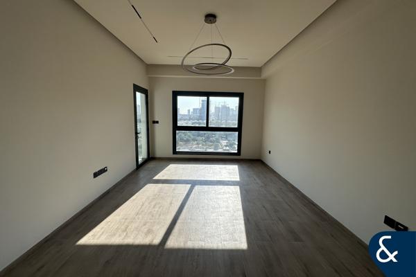 Brand New | Spacious | Prime Spot | 1 Bed