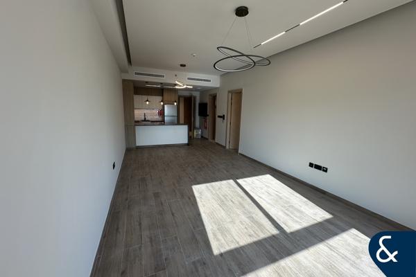 Brand New | Spacious | Prime Spot | 1 Bed