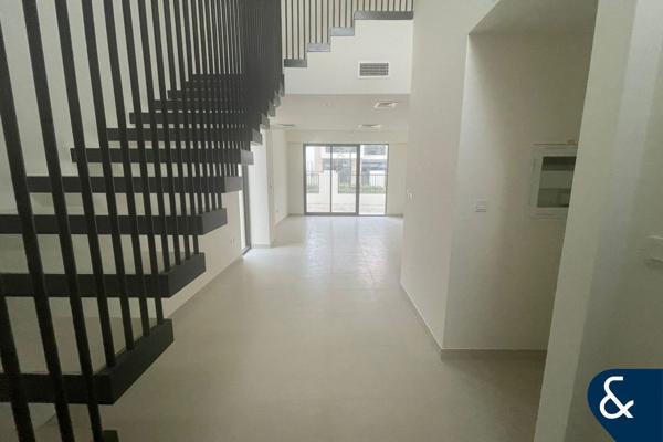 Corner Villa | Green Belt | Open Plan