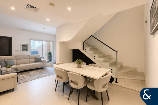 Four Bedroom Townhouse | Vacant | Upgraded