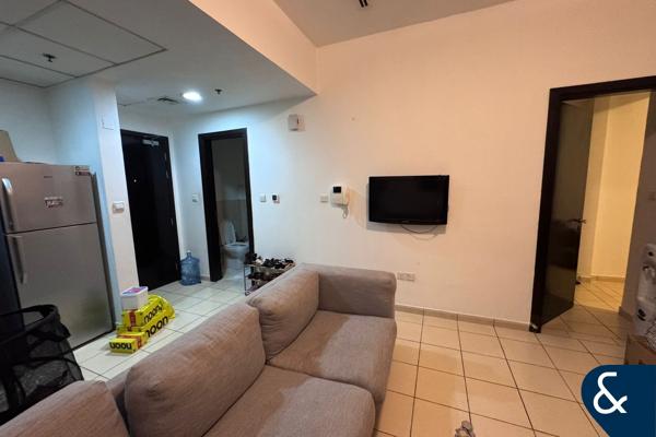 Great size | Furnished | Prime location