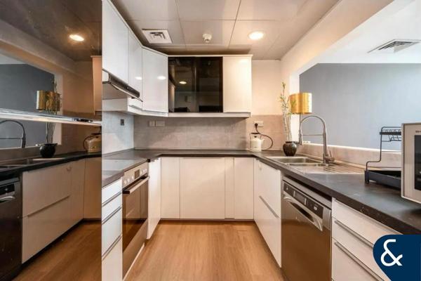 2 BED + Maid | Furnished | Fully Upgraded