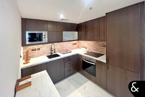 Fully Upgraded - Vacant - Palm/Atlantis Views