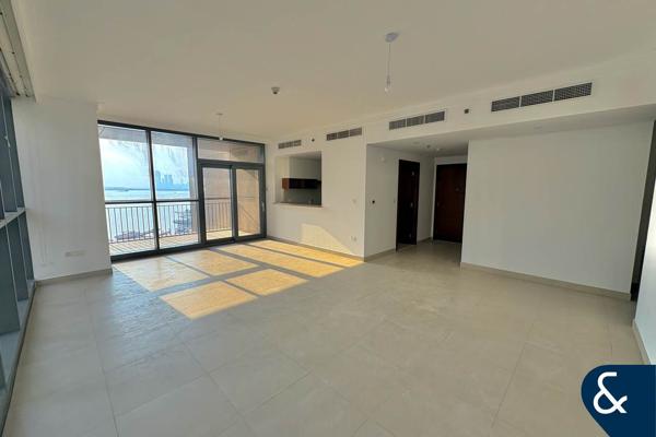Vacant | Skyline View | Large Layout | 2 Beds