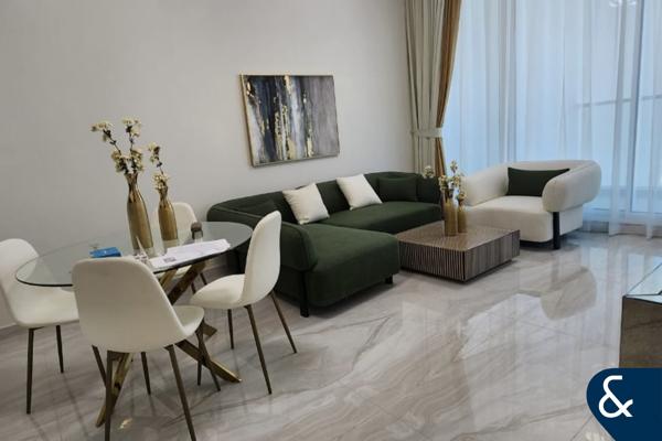 furnished | pool downtown view |