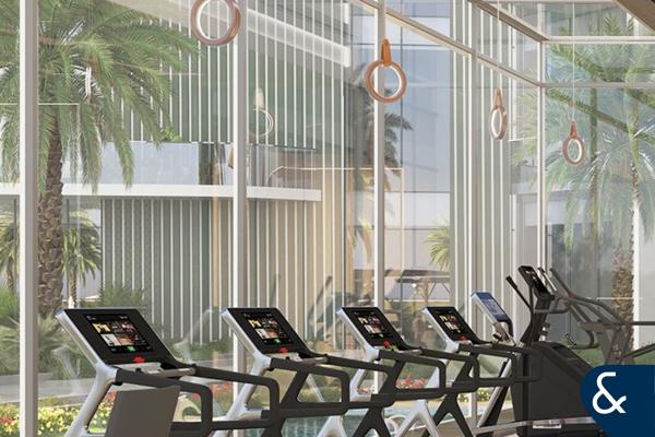 Ellington | Crystal Lagoon | Burj Views