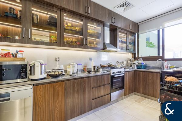 Exclusive | Upgraded | Huge BUA: 3351