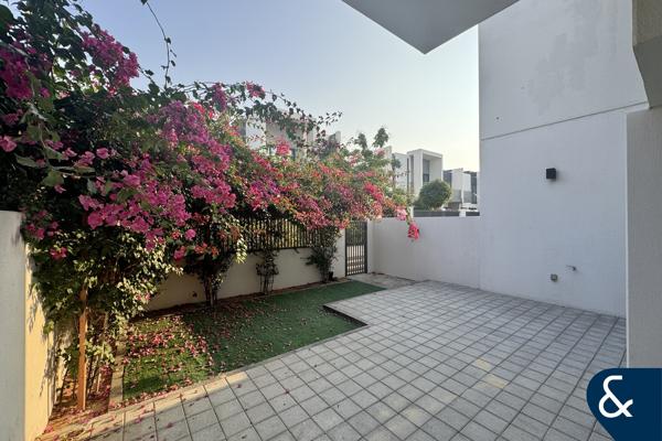 Close to Pool | Near Bolt Hole | Landscaped